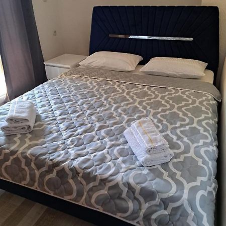 Appartement Tebi I Meni à Zagreb Extérieur photo